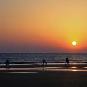 Atico Parque Kotinoussa , Cádiz Spanien